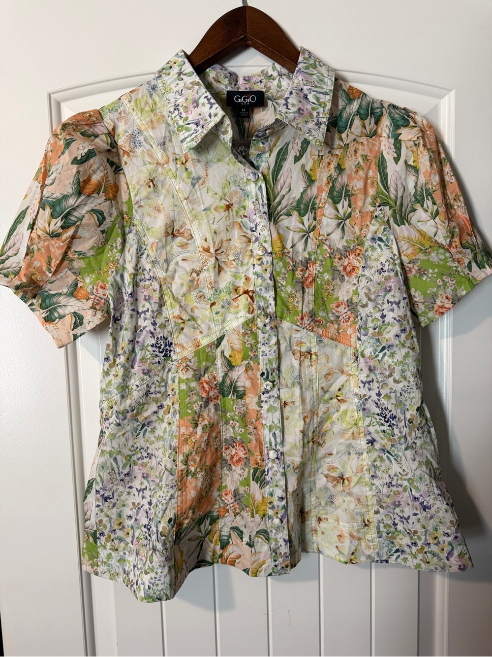 Pastel Floral Short-Sleeve Patchwork Button Front Blouse - Picture 3 of 8